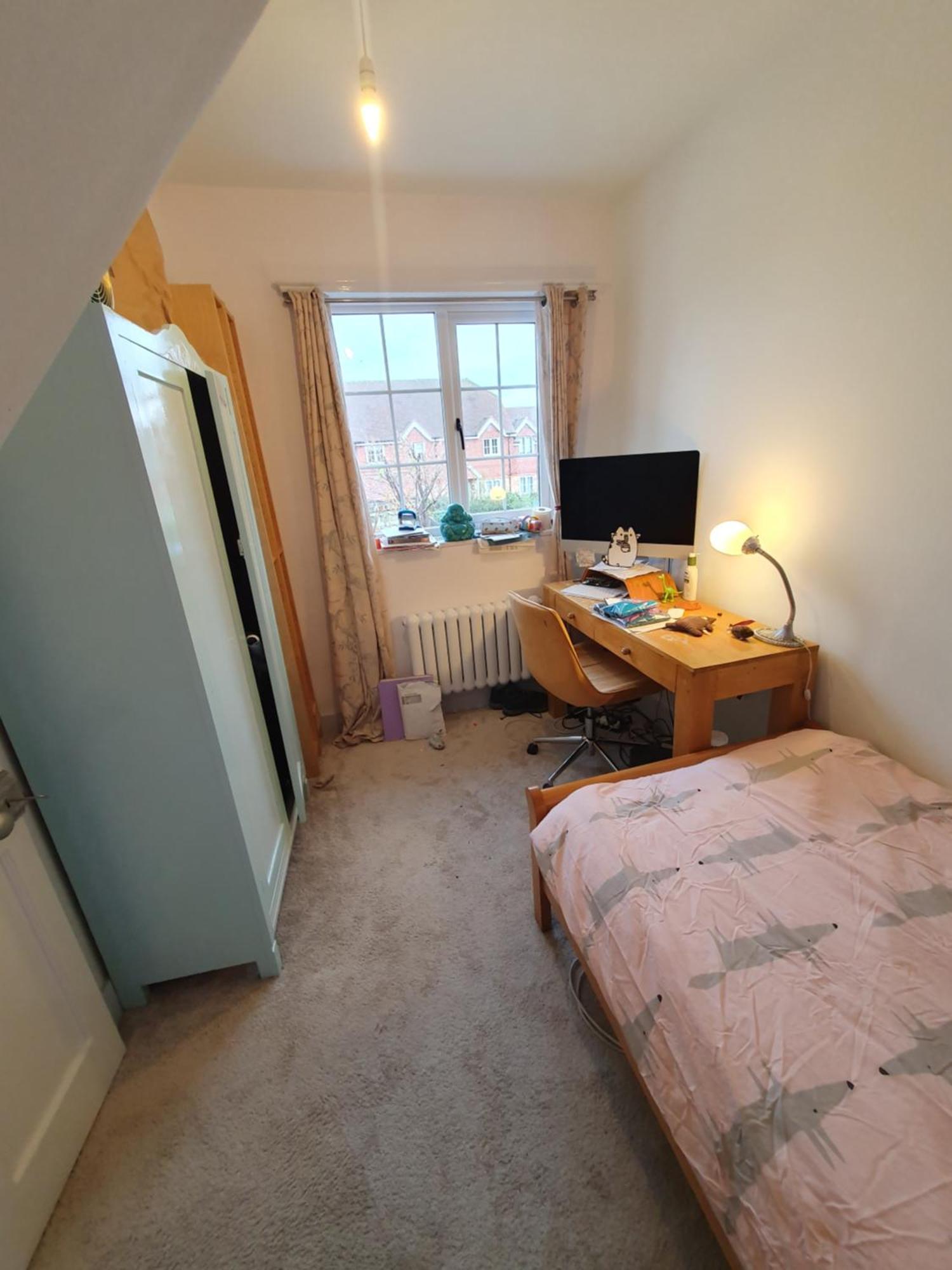 Homestay Lotus Pod House Horsell